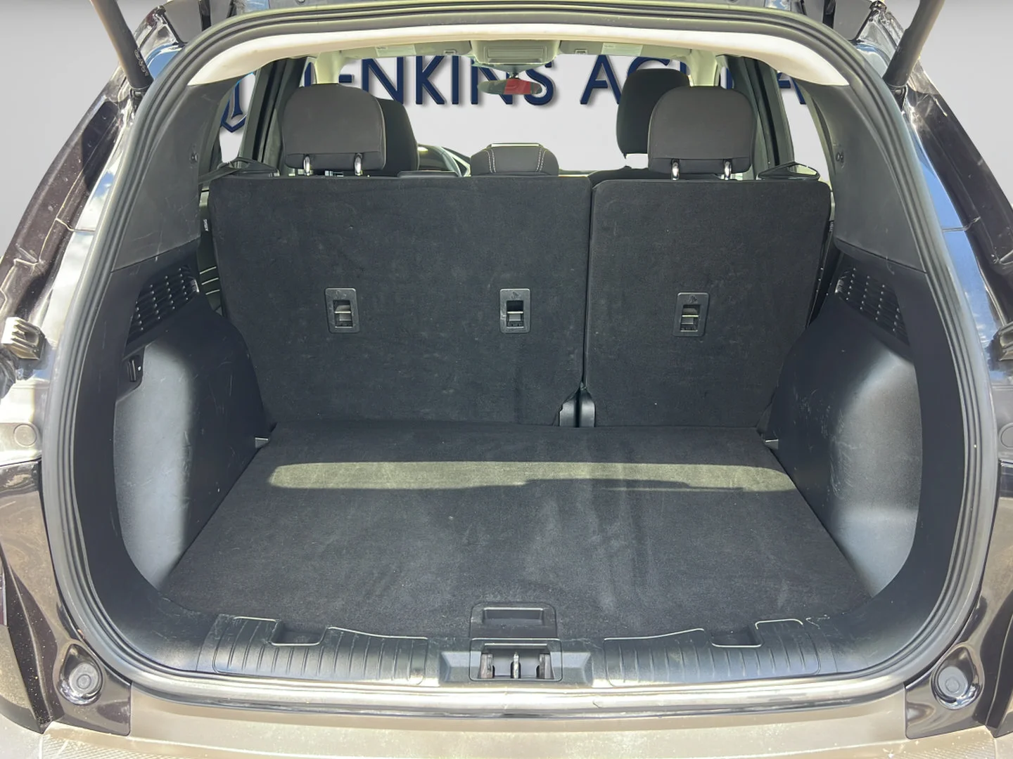 Used 2024 Black Metallic Ford Active image 9