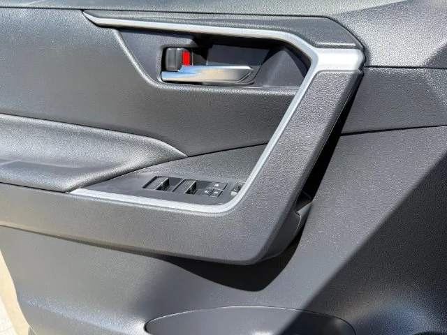 Certified Used 2025 MAGNETIC GRAY MET. Toyota XLE image 23