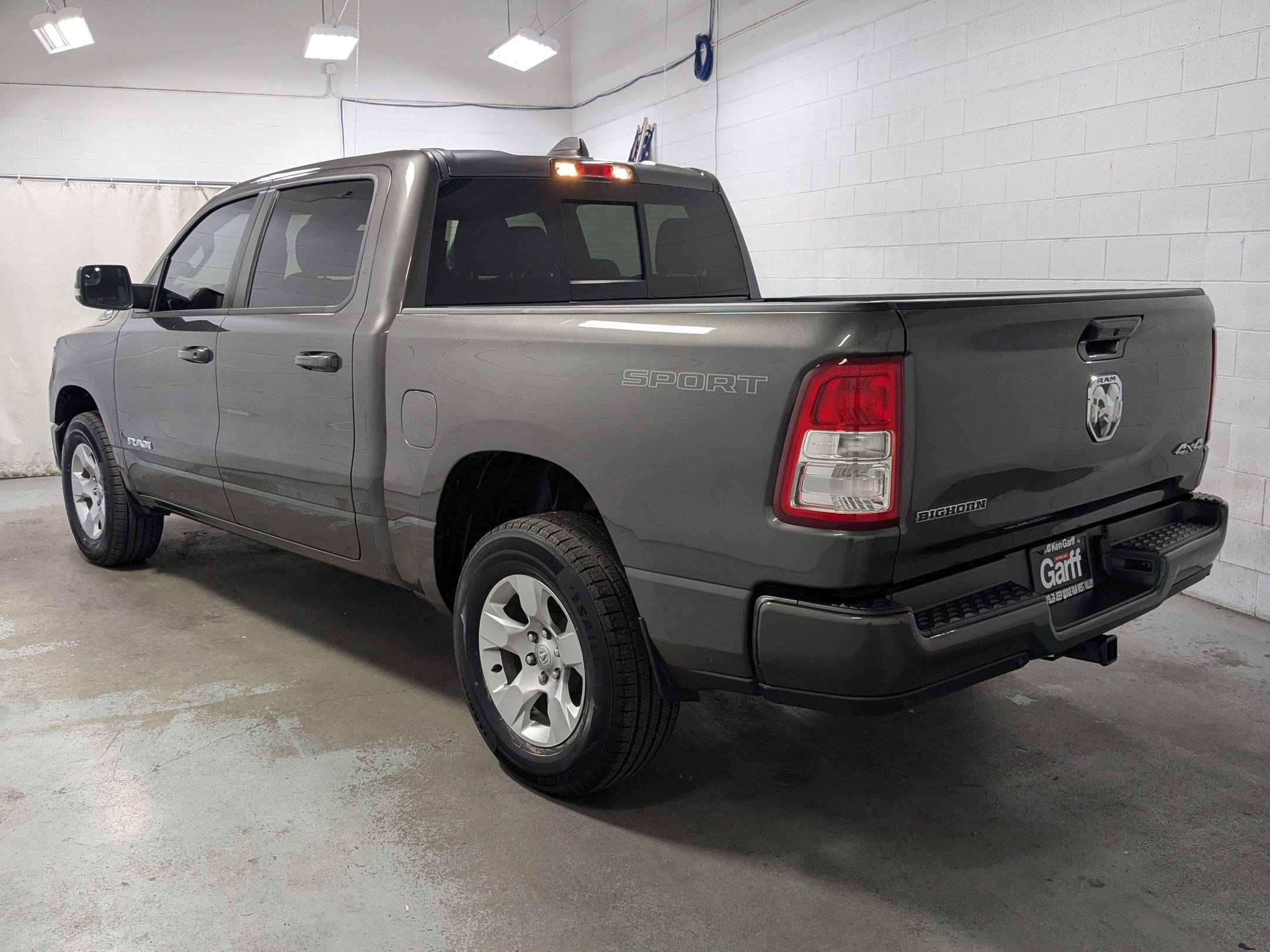 Certified Used 2023 Granite Crystal Metallic Clearcoat Ram Big Horn image 5