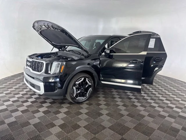 Used 2024 Black Kia EX image 12