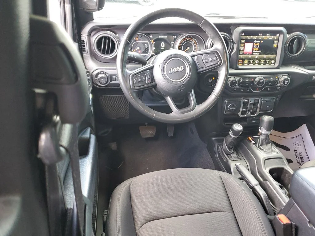 Used 2021 Black Jeep Unlimited Sport Altitude image 9