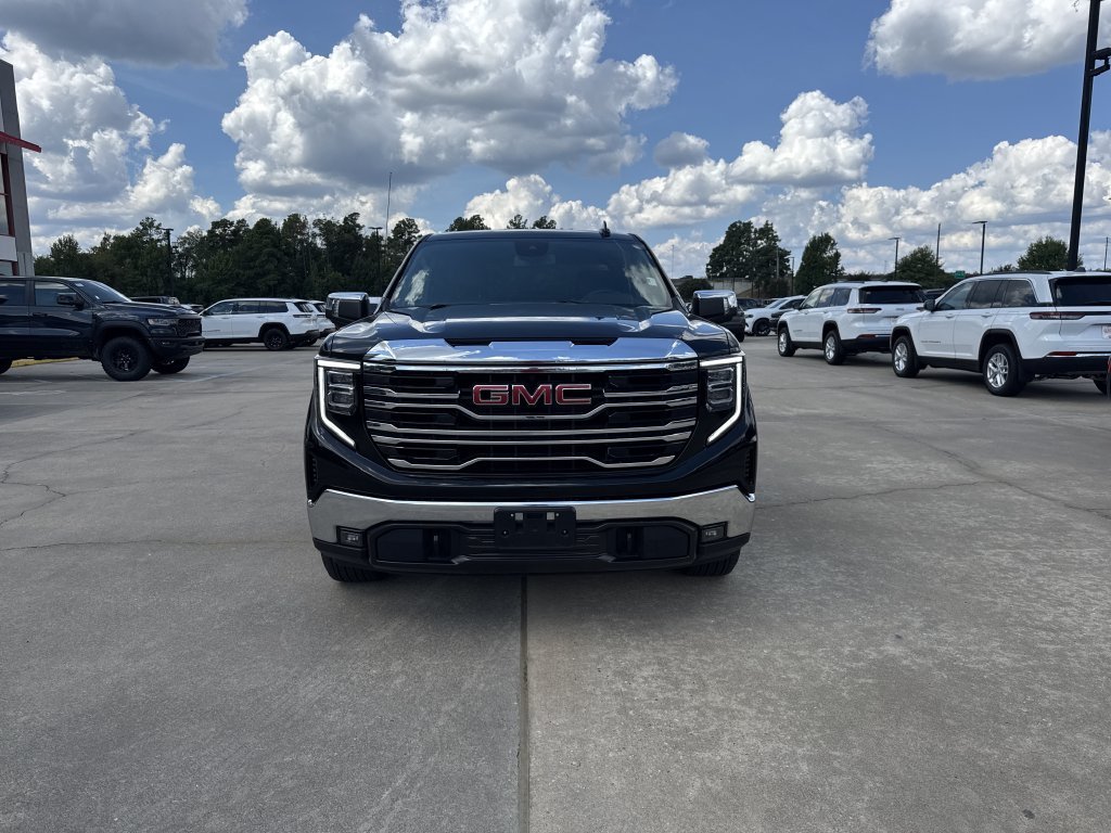 Used 2025 Black GMC SLT image 2