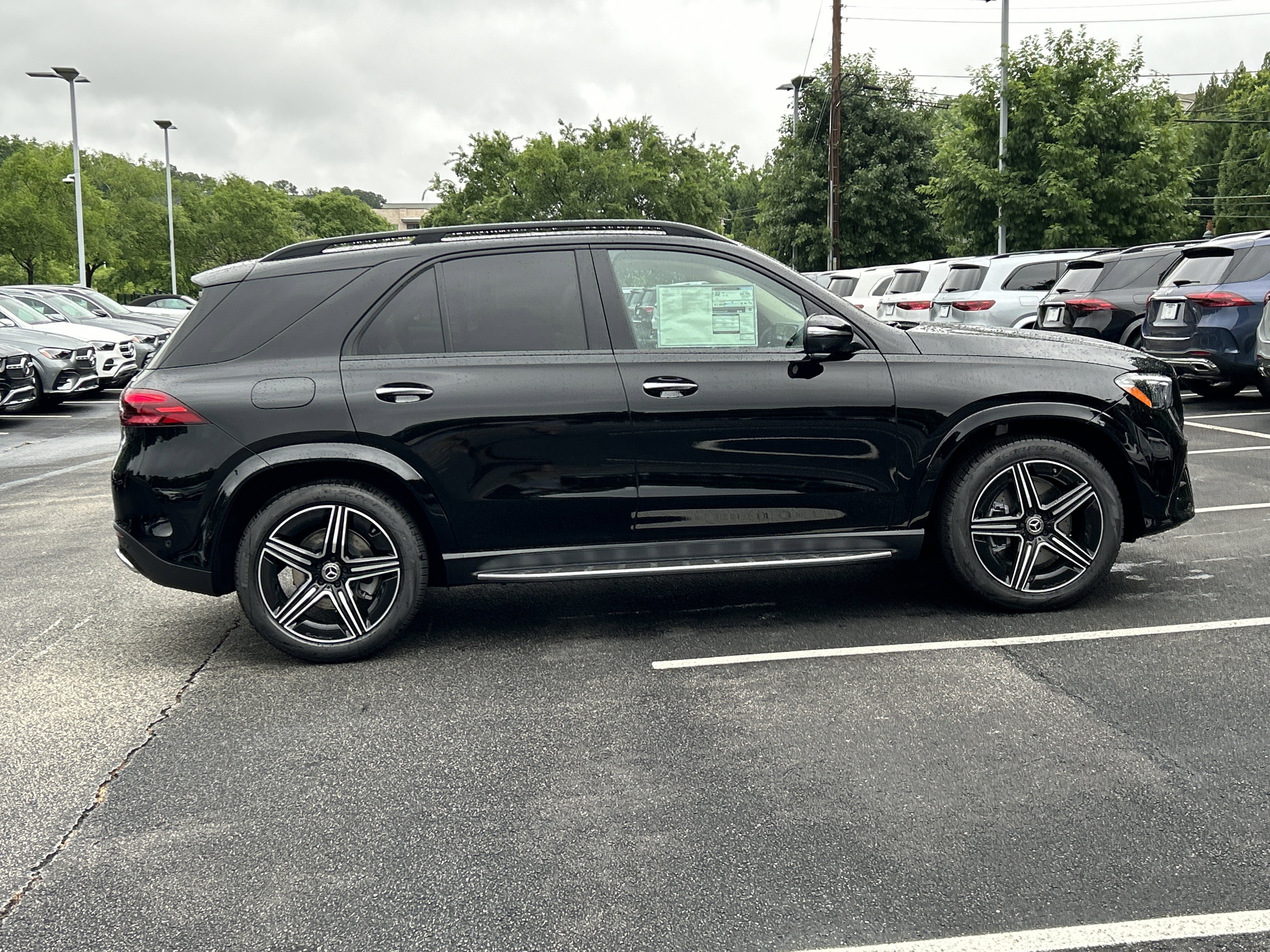 New 2026 Black Mercedes-Benz GLE 350 4MATIC® SUV image 5