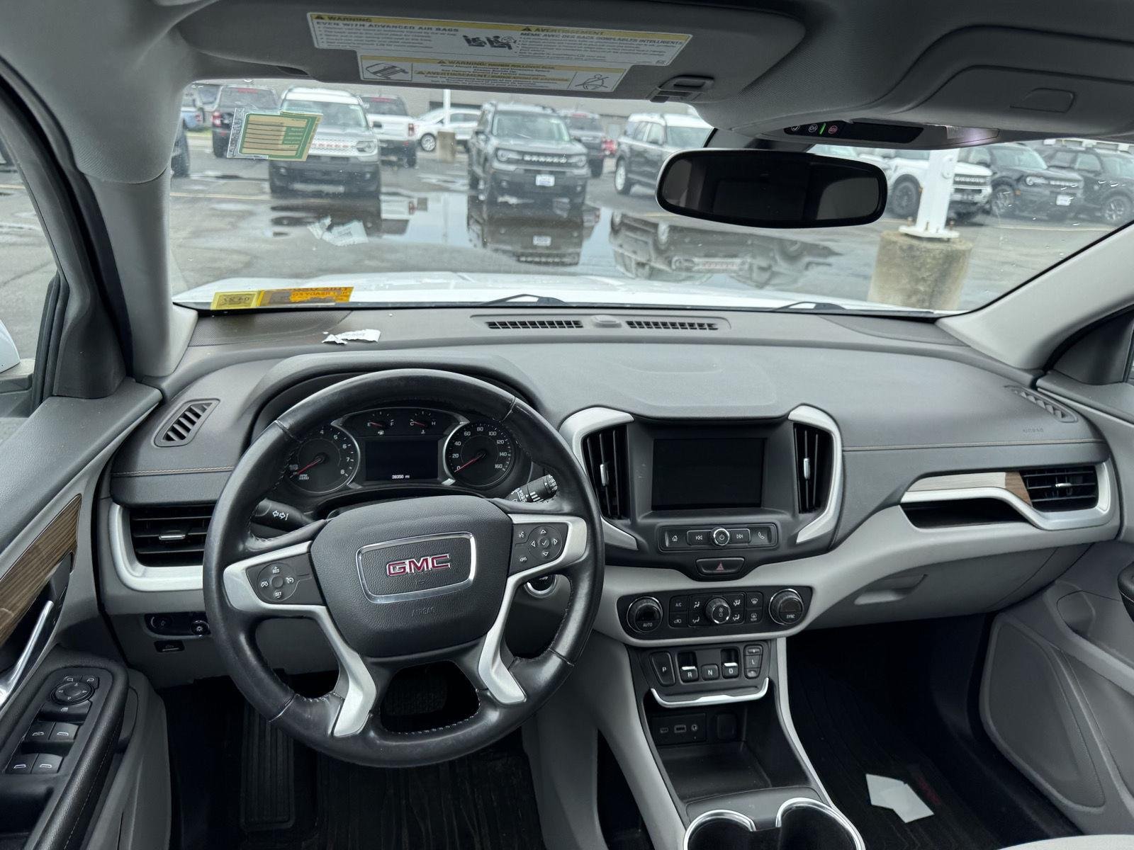 Used 2019 Summit White GMC SLE image 10