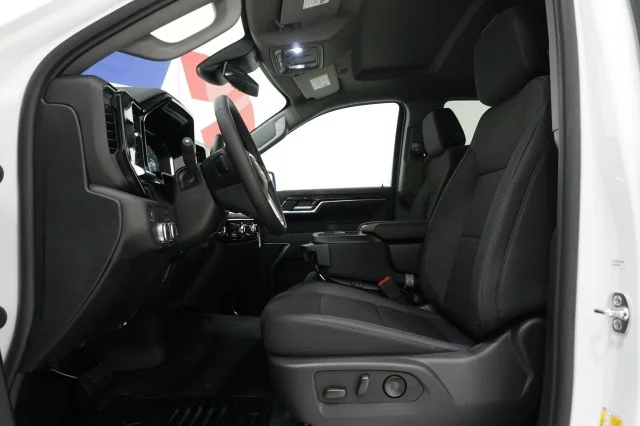 New 2026 Summit White GMC Elevation image 16