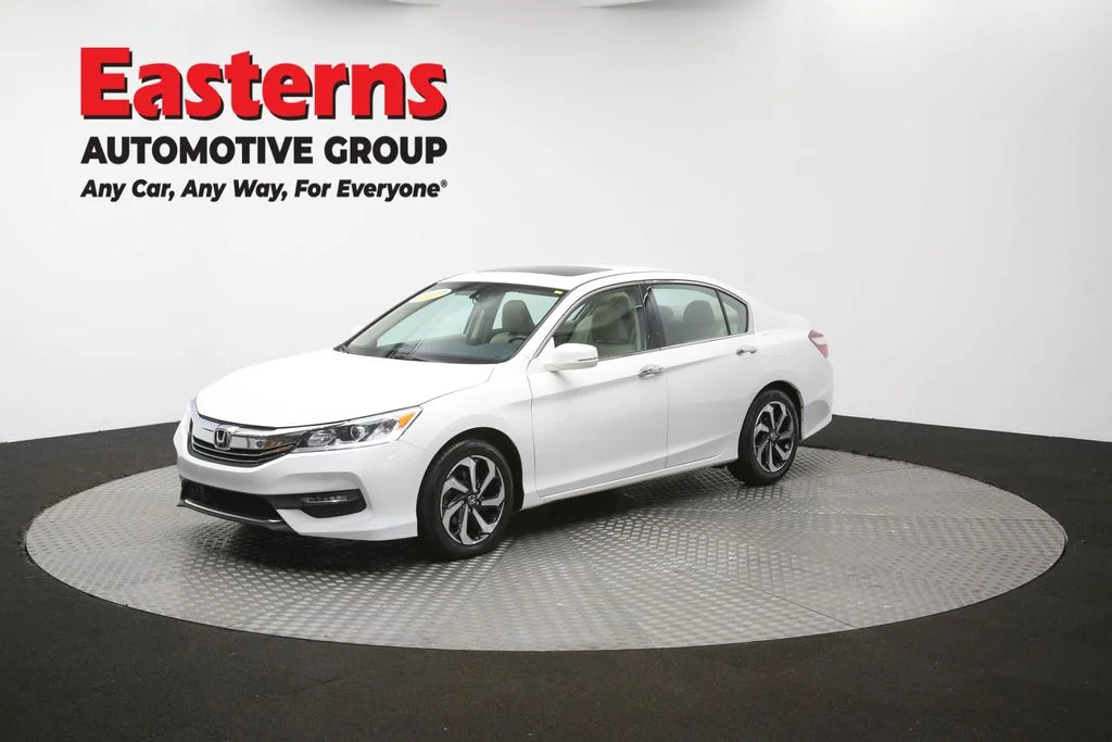 Used 2017 White Honda EX-L image 57