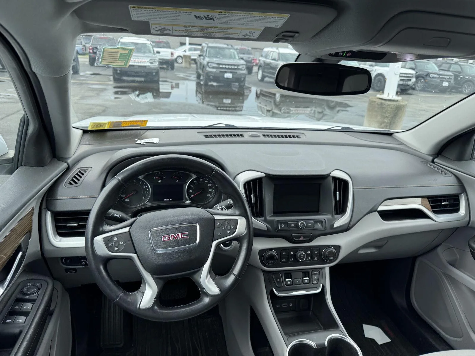 Used 2019 Summit White GMC SLE image 10