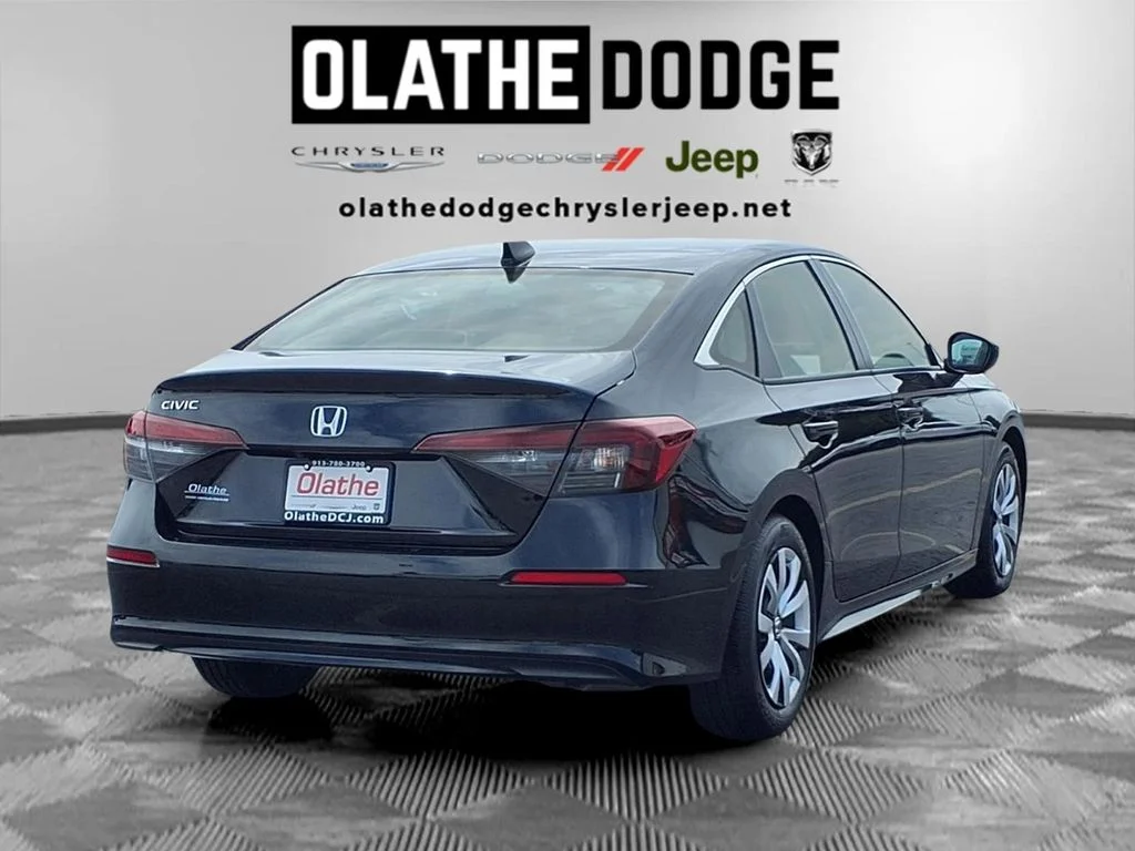 Used 2025 Silver Honda LX image 26