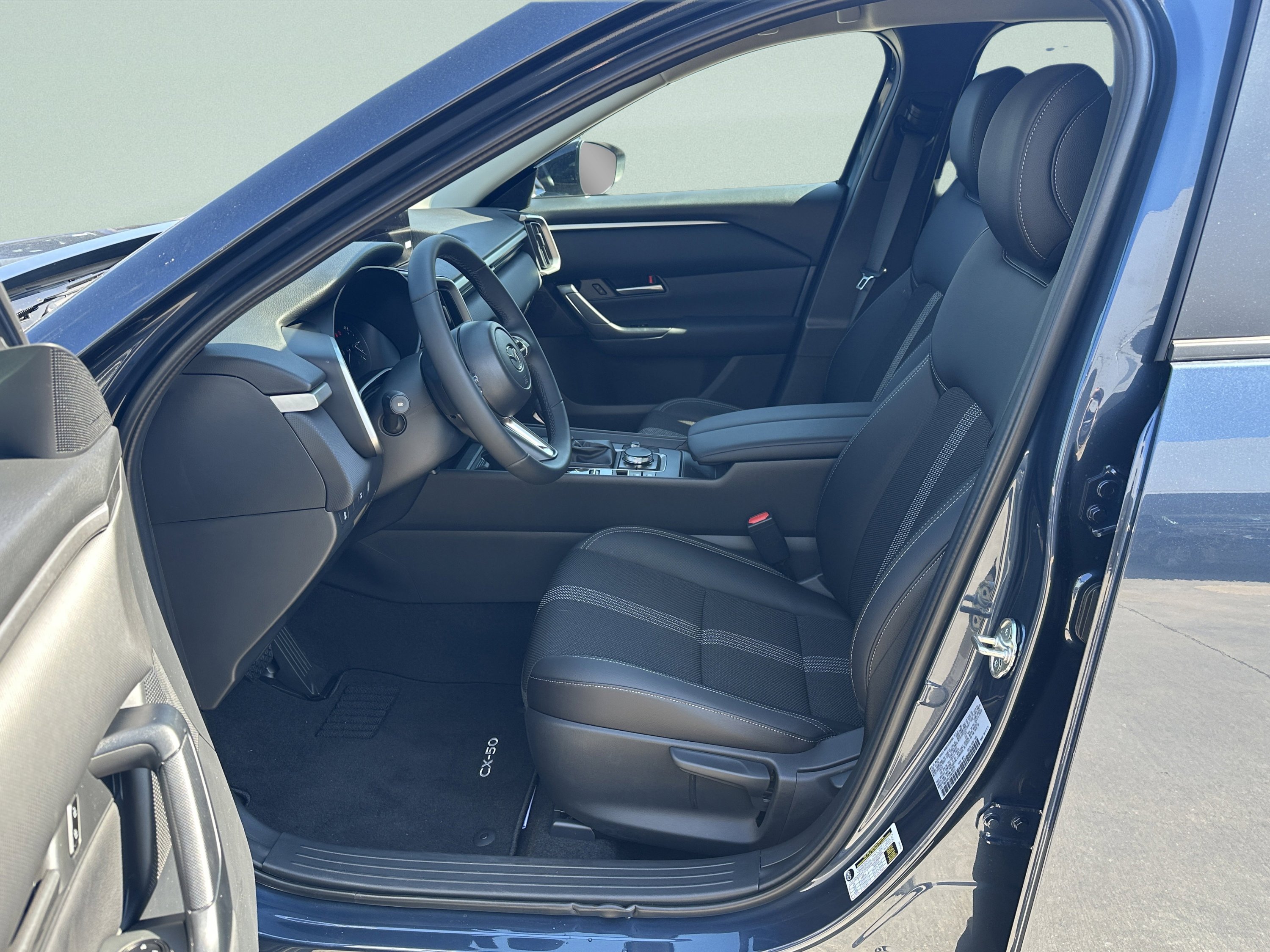 2025 Mazda CX-50 Premium - Photo 10