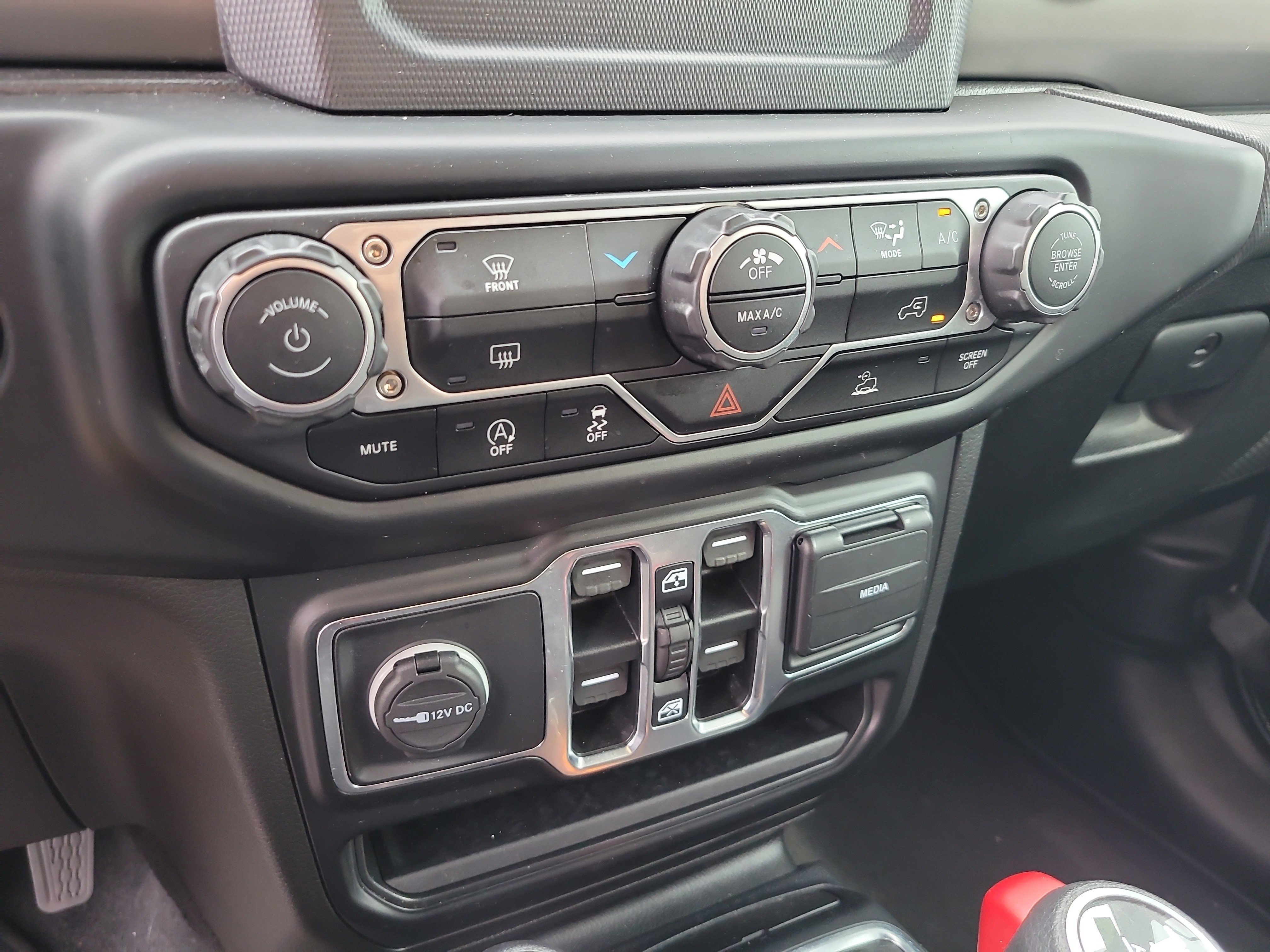 Used 2022 Black Clearcoat Jeep Unlimited Sport S image 22