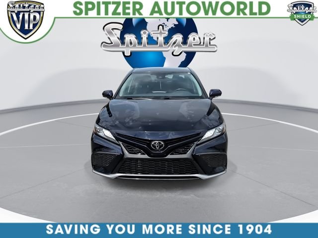 Used 2022  Toyota XSE image 3