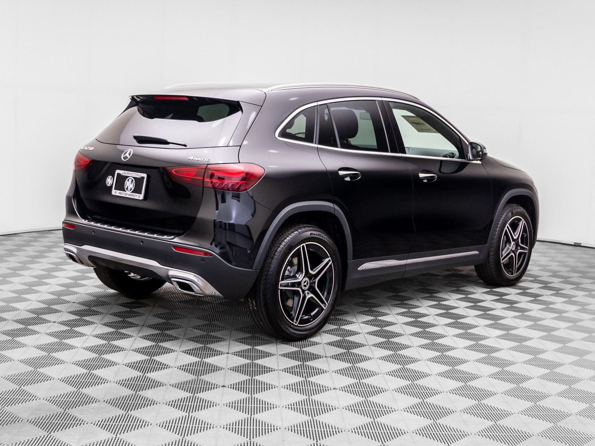 New 2026 Night Black Mercedes-Benz GLA 250 image 45