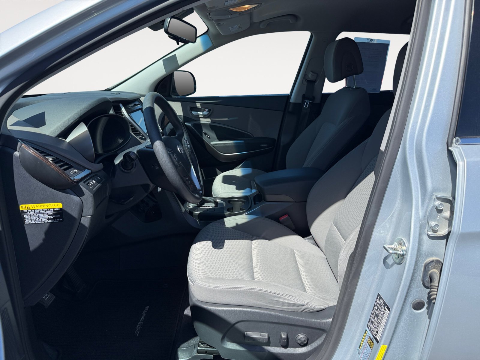 Used 2017 Circuit Silver Hyundai SE image 10