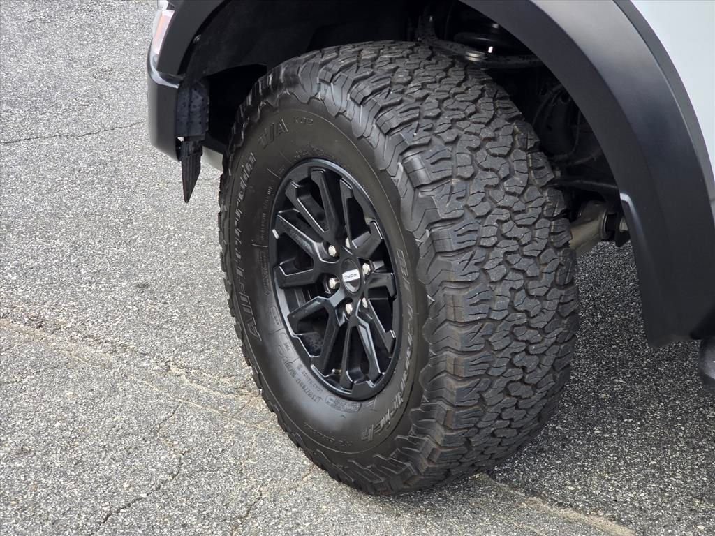 Used 2024 White Ford Raptor image 27