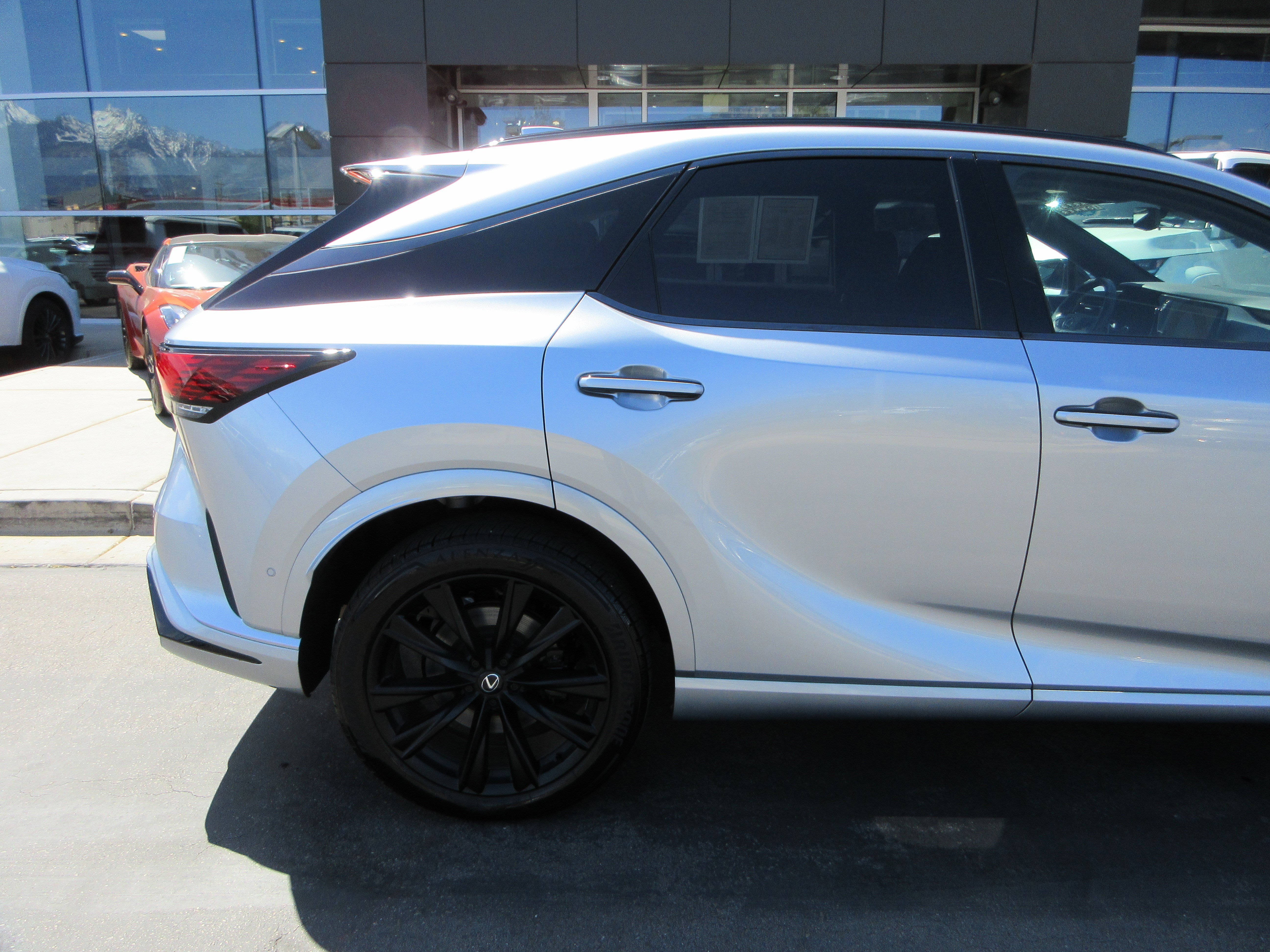 Certified Used 2024 IRIDIUM Lexus 500h F SPORT Performance image 11