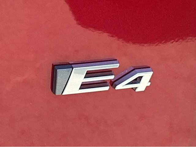 2027 Cadillac VISTIQ Sport - Photo 9