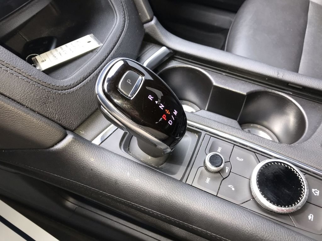 Used 2021 White Cadillac Premium Luxury image 19
