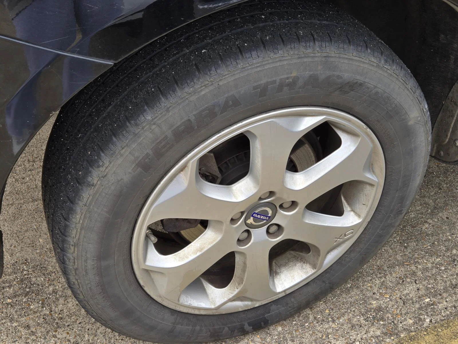 Used 2013 Black Stone Volvo 3.2 image 4