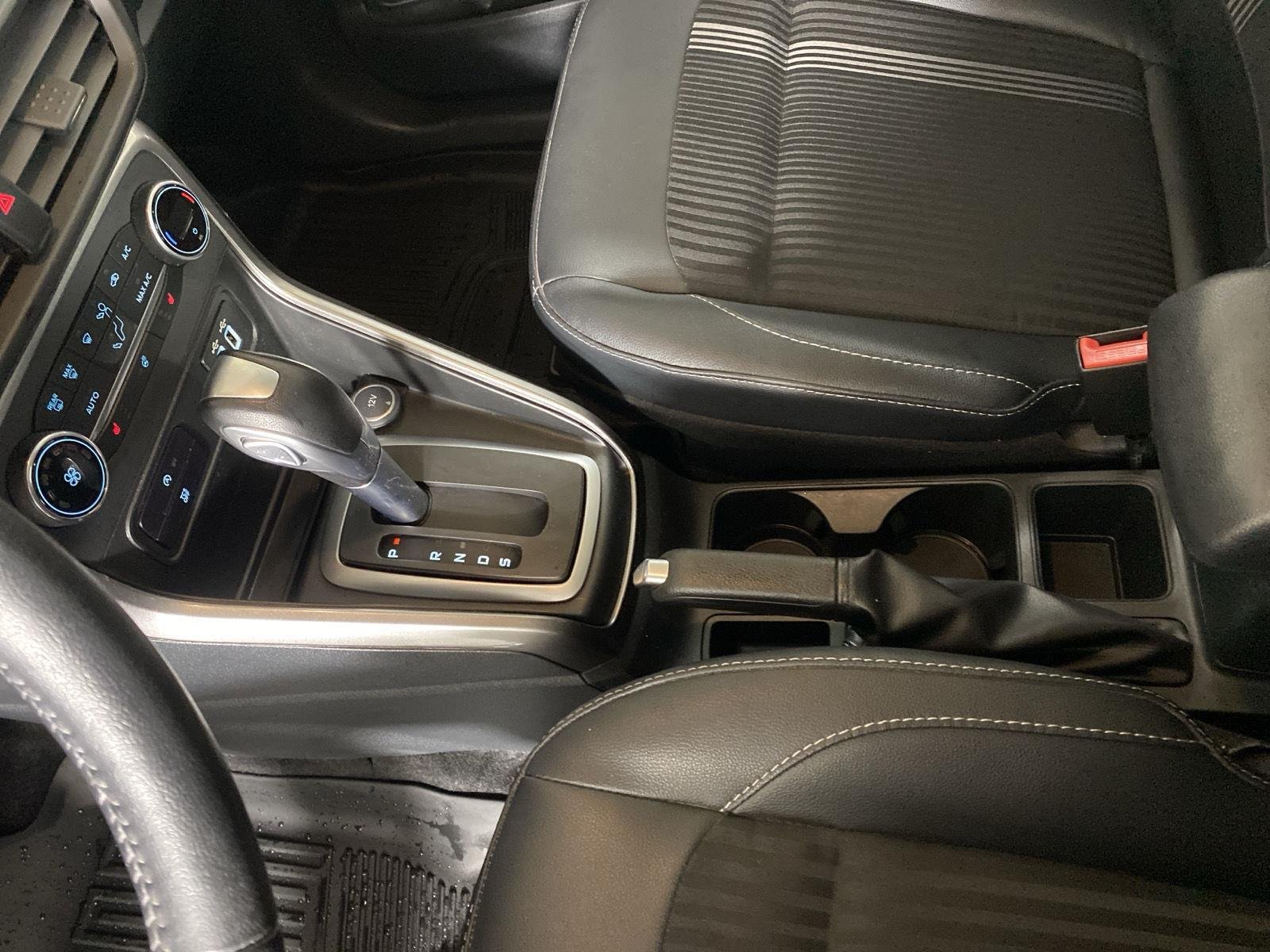 Used 2022 Luxe Yellow Ford SES image 22