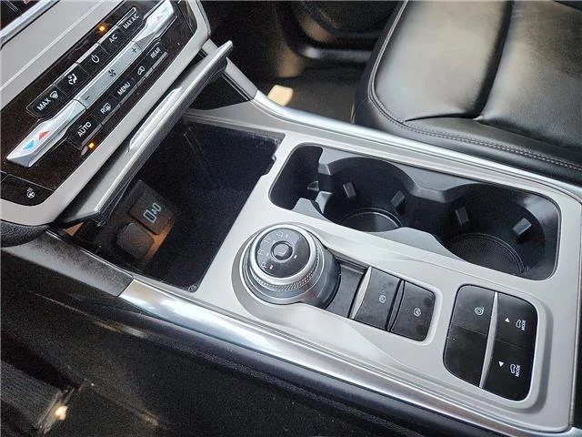 Used 2023 Silver Ford XLT 4x2 image 20