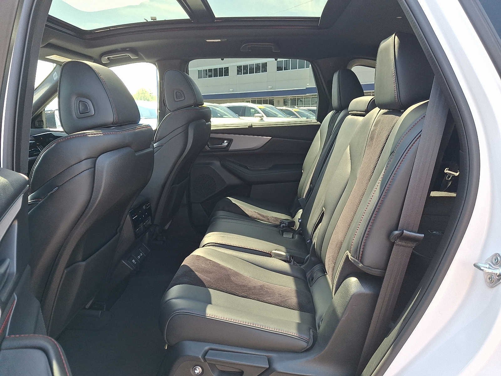 2024 Acura MDX A-Spec Package - Photo 10