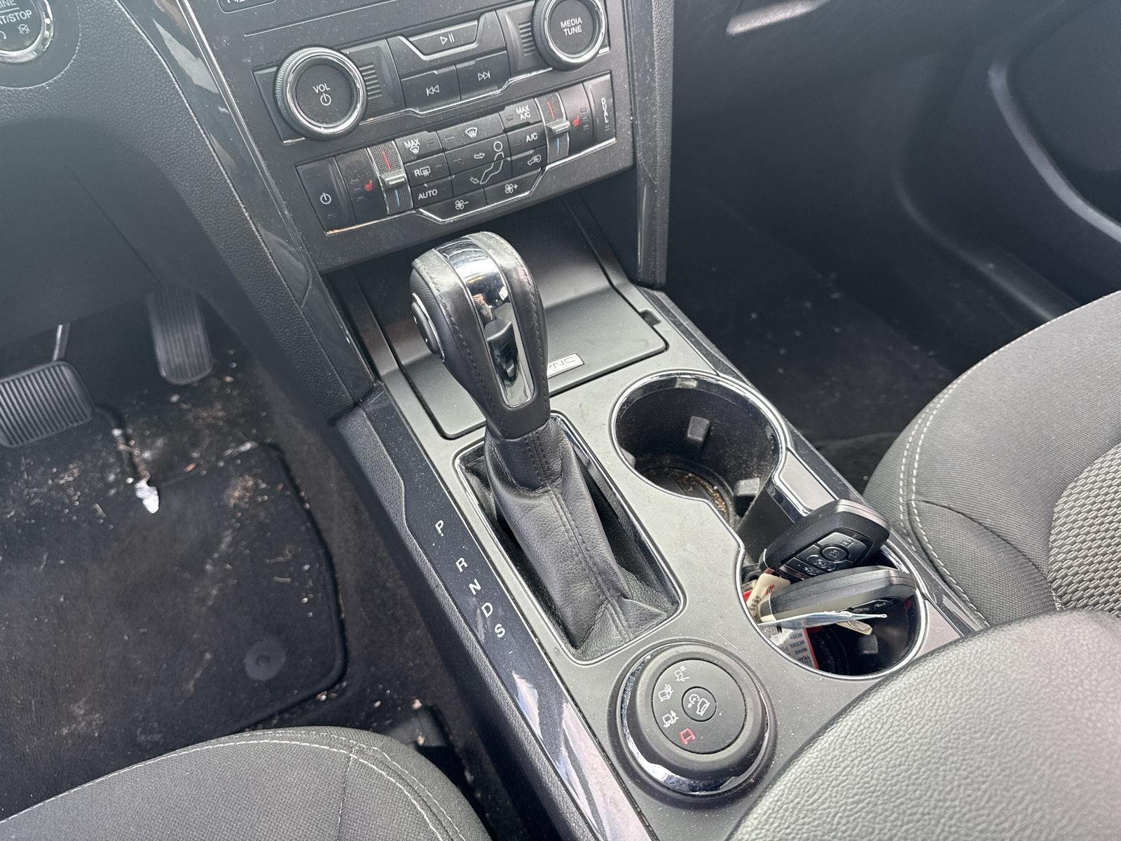 Used 2018 Shadow Black Ford XLT image 14