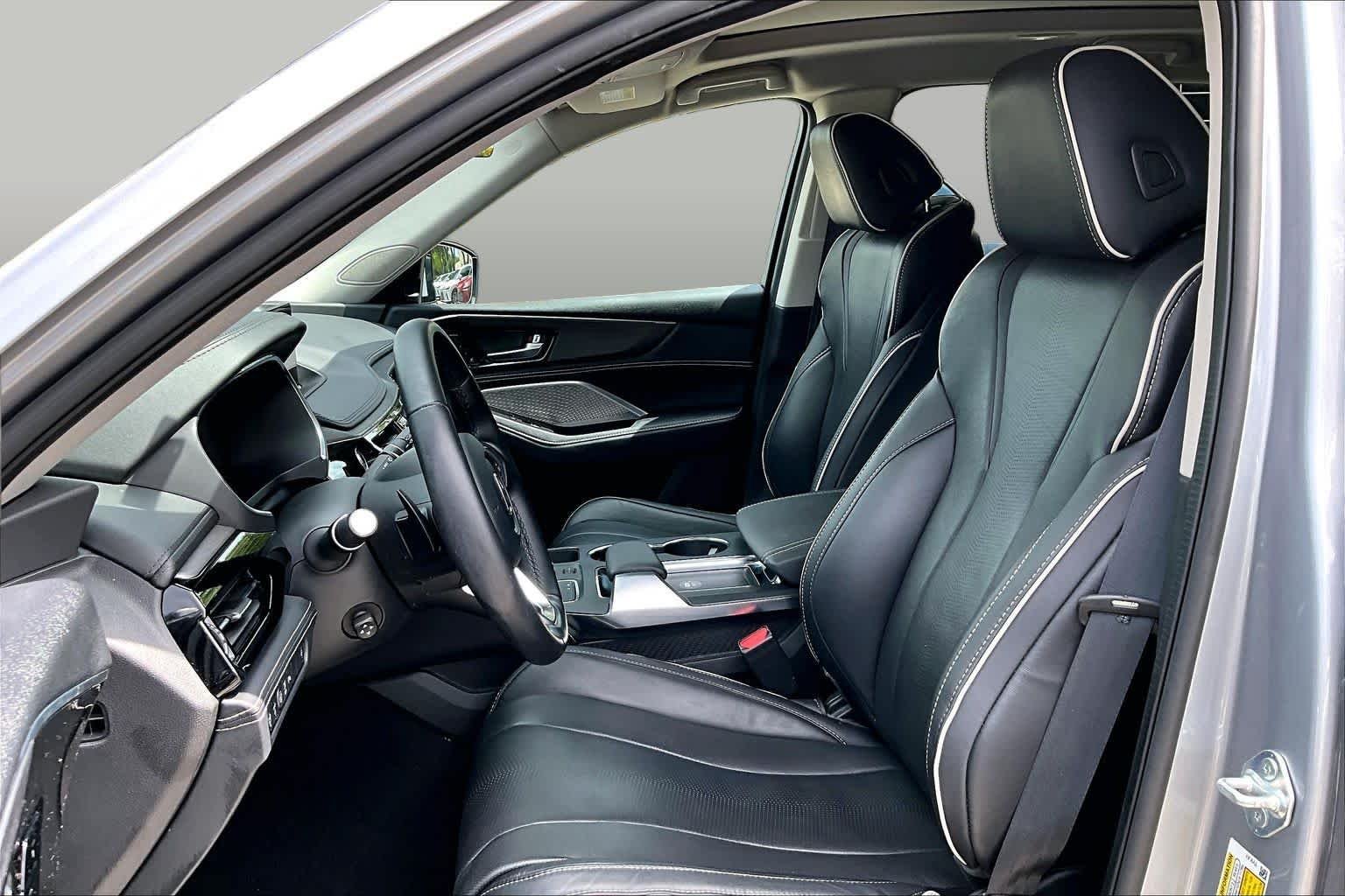 Used 2022 Lunar Silver Metallic Acura w/Advance Package image 8