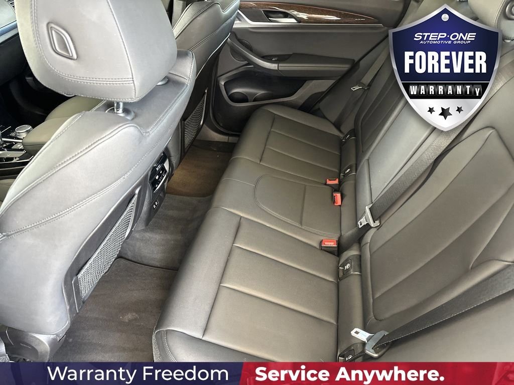 Used 2021 Black BMW sDrive30i image 31