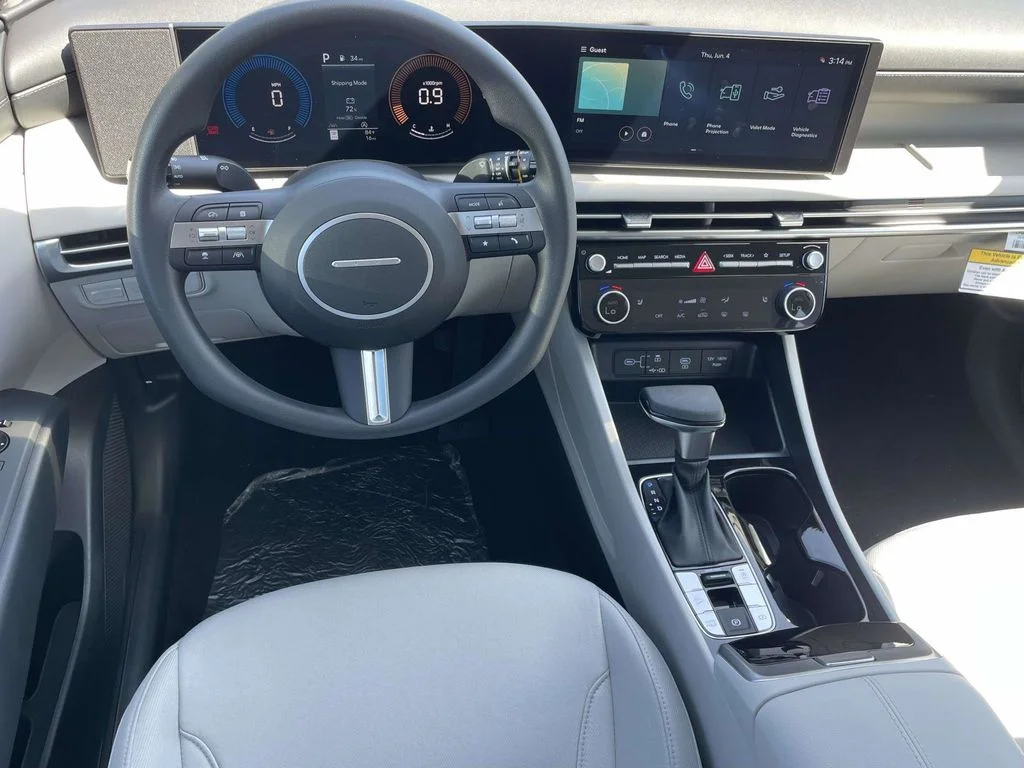 New 2026 White Hyundai SEL image 9