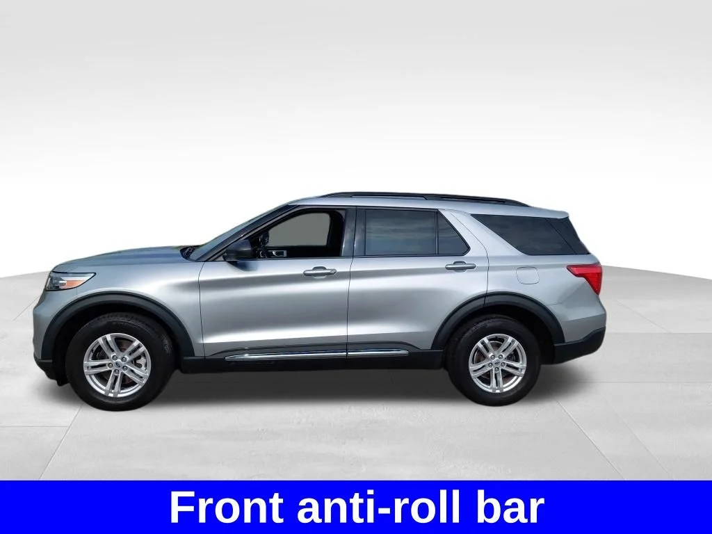 Used 2022 Silver Ford XLT image 23