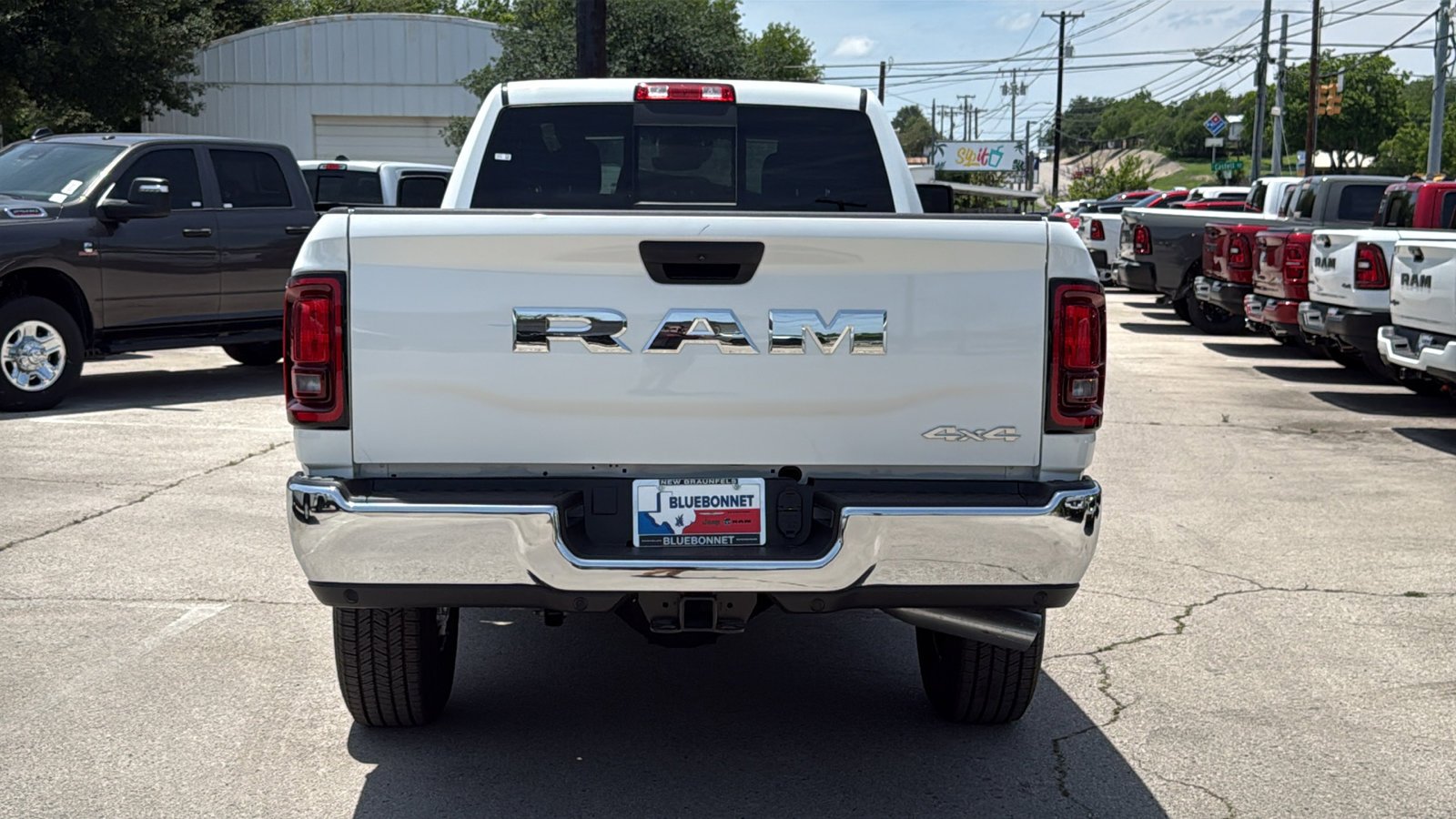 New 2026 Bright White Clear-Coat Exterior Paint RAM Tradesman image 5