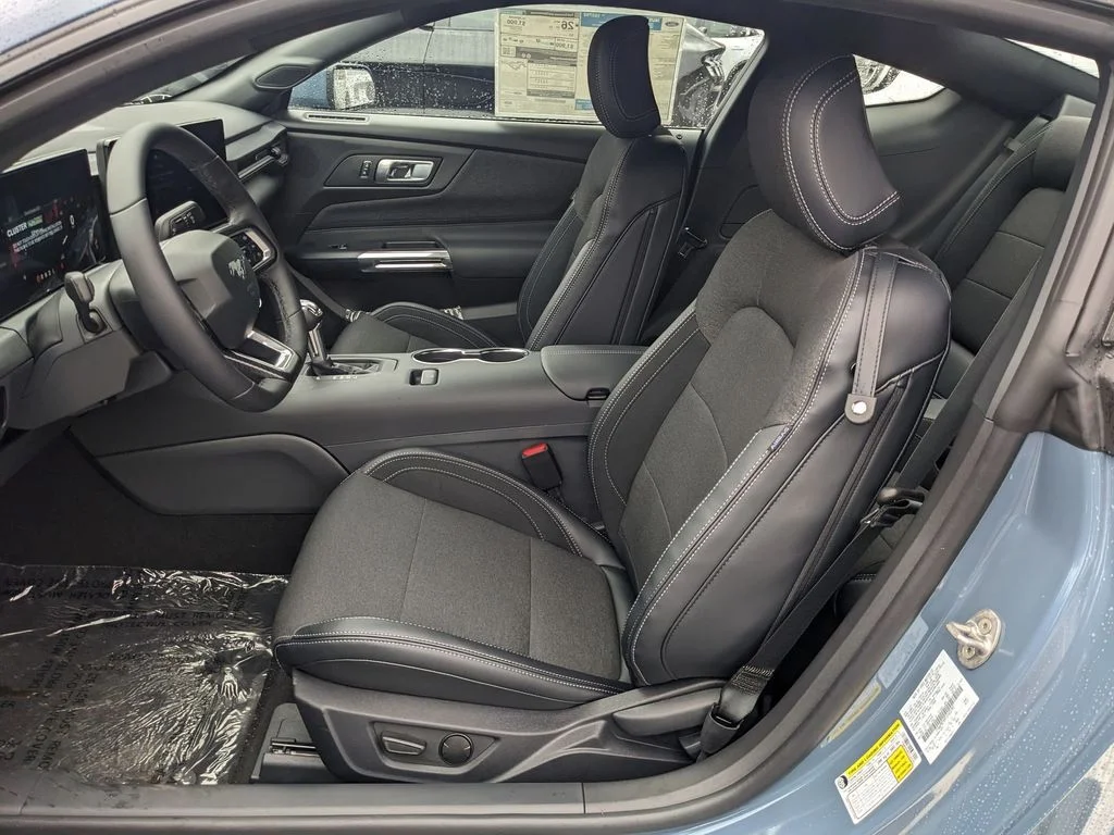 2026 Ford Mustang EcoBoost Fastback - Photo 7