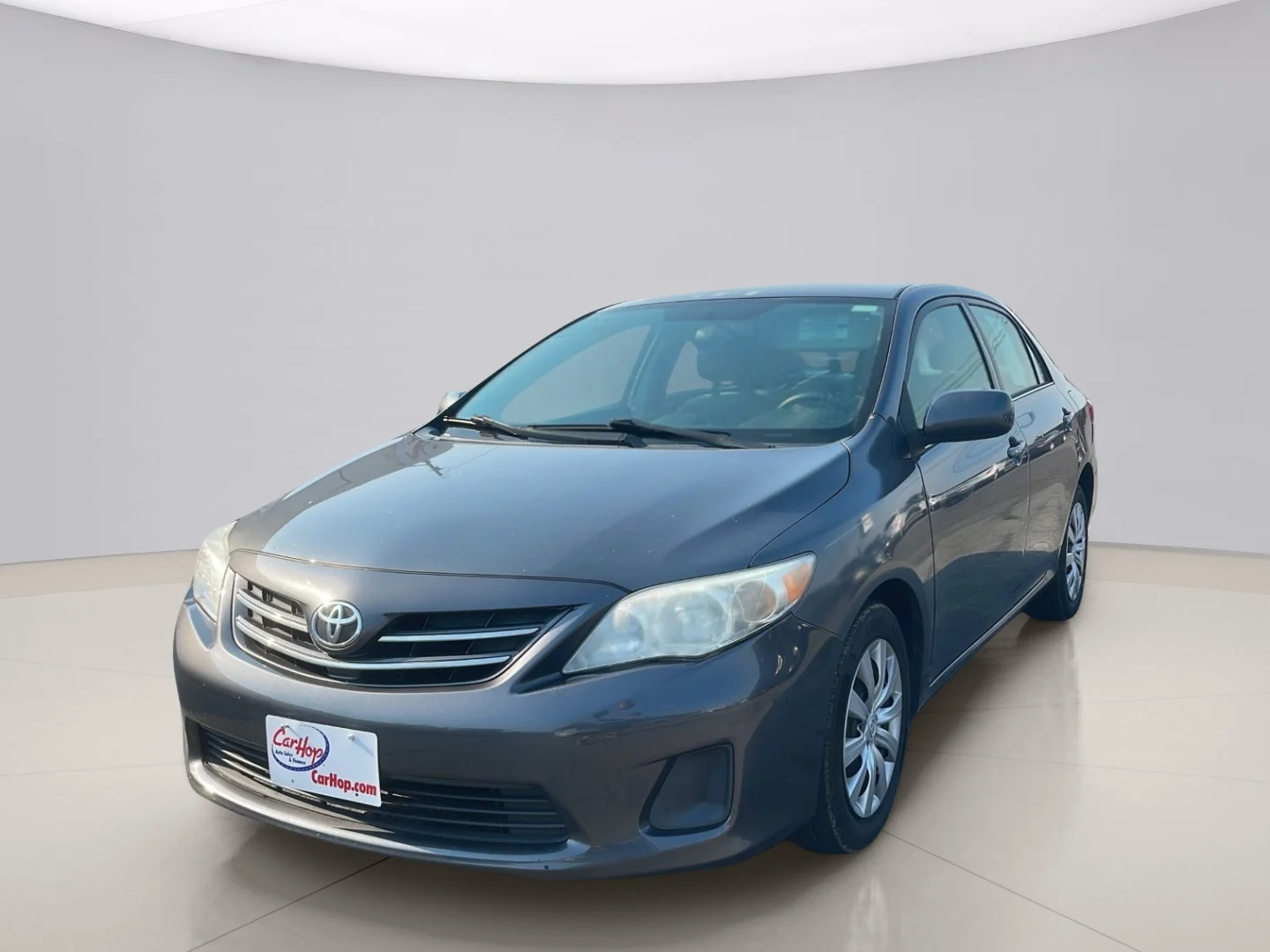 Used 2013 Gray Toyota L SEDAN image 2