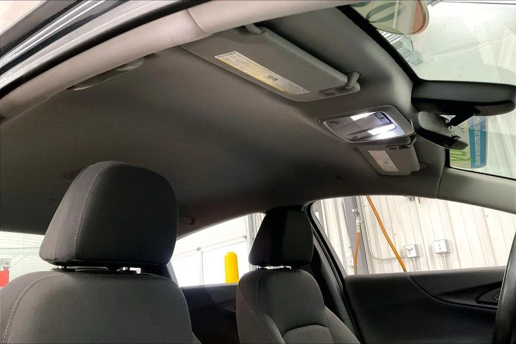 Used 2020 Gray Chevrolet LT image 27