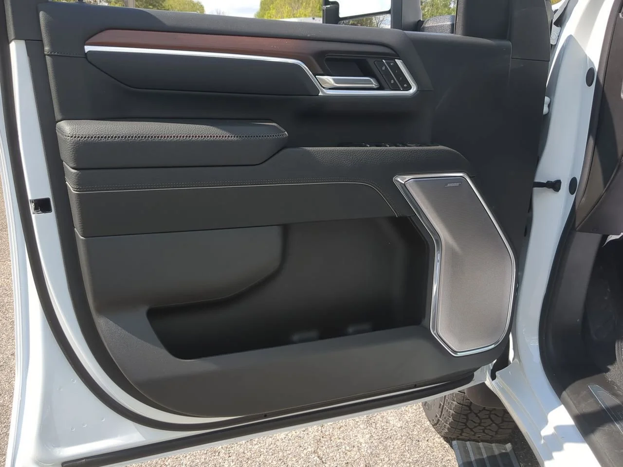 New 2026 Summit White GMC Denali image 23