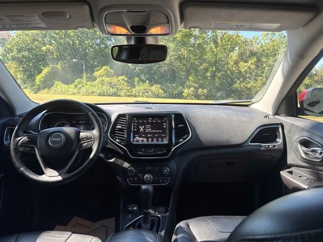 Used 2019 Red Jeep Limited image 12