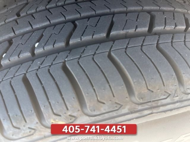 Used 2019 Blue Chevrolet LS image 8
