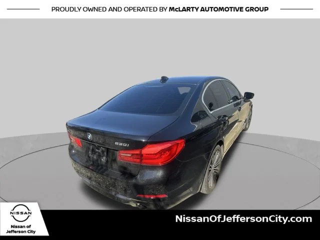 Used 2018 Black BMW 530i xDrive image 3