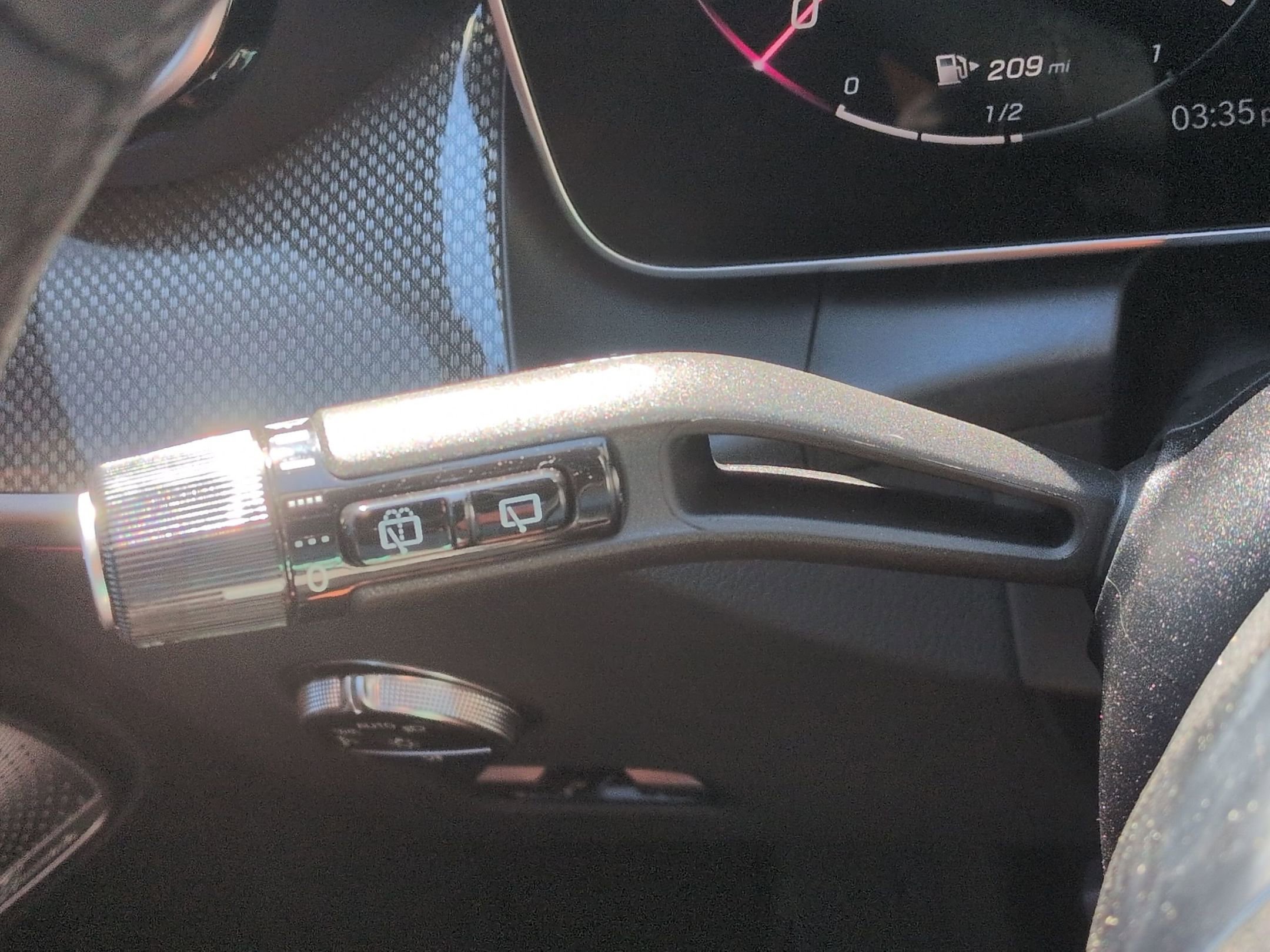 New 2026 Graphite Grey Metallic Mercedes-Benz GLC 300 image 59