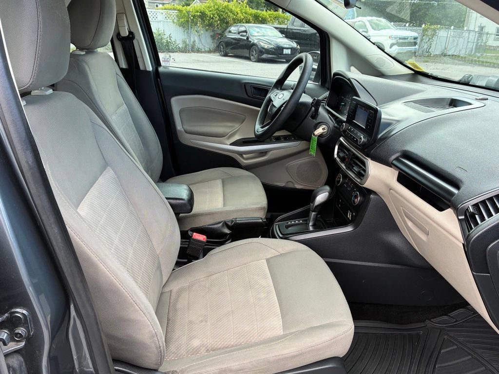 Used 2020  Ford S image 41