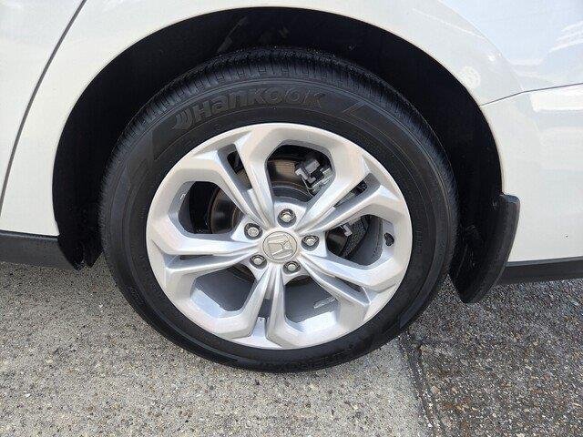 Used 2024 Platinum White Pearl Honda 1.5T LX image 24
