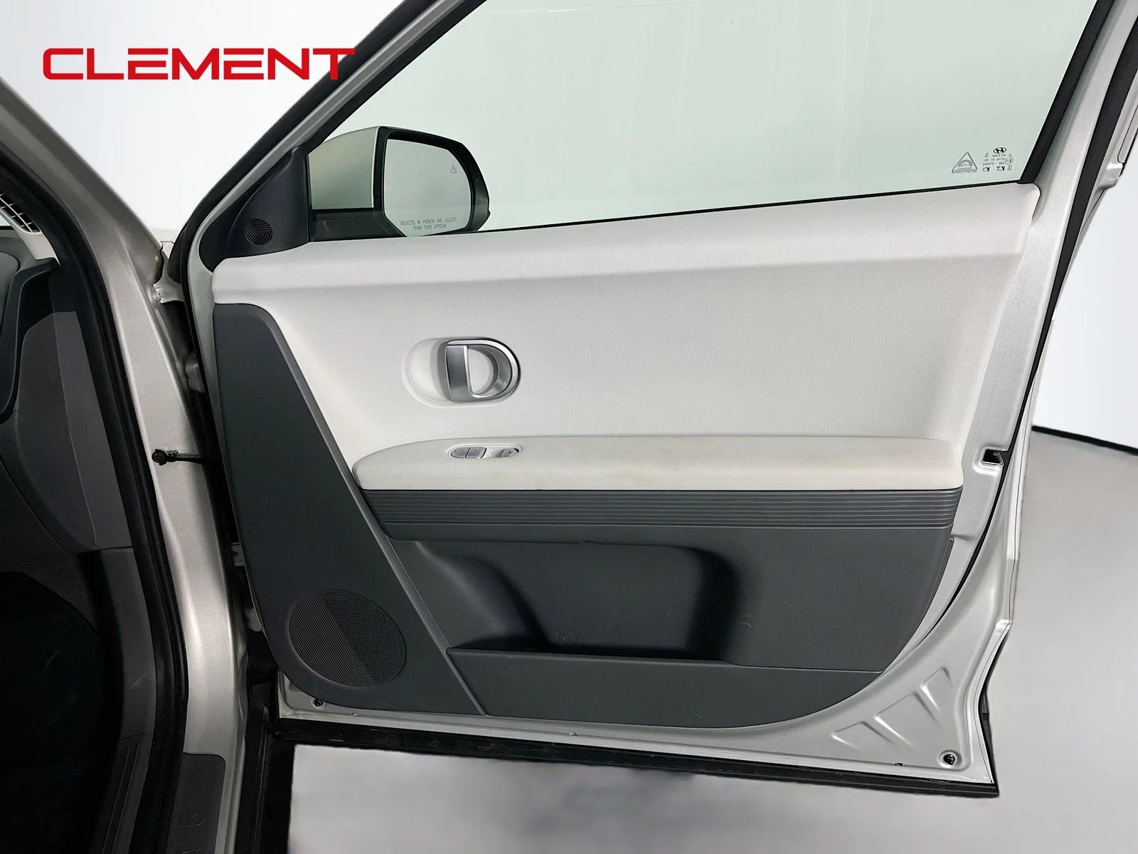Used 2024 Gold Hyundai SEL image 36