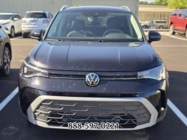 Used 2025 Black Volkswagen 1.5T SE image 12