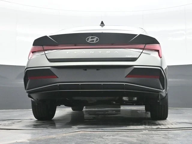 New 2026 Gray Hyundai Limited image 18