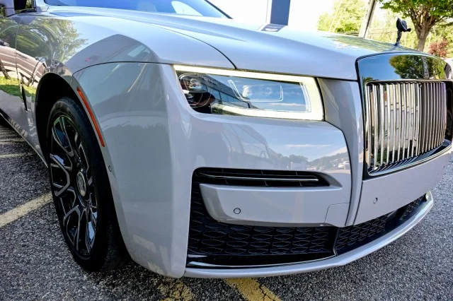 Used 2023 Tempest Grey Rolls-Royce Ghost Black Badge | Ultra-Rare Specification | Over $448,000 Ori image 13