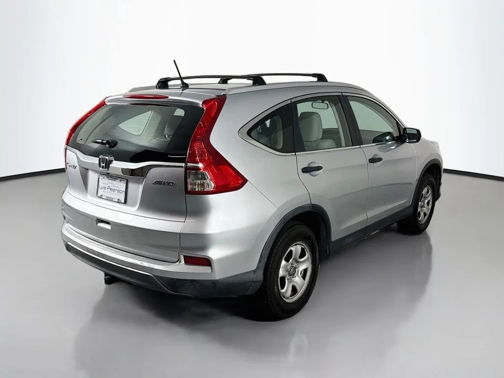 Used 2015 Alabaster Silver Metallic Honda LX image 9