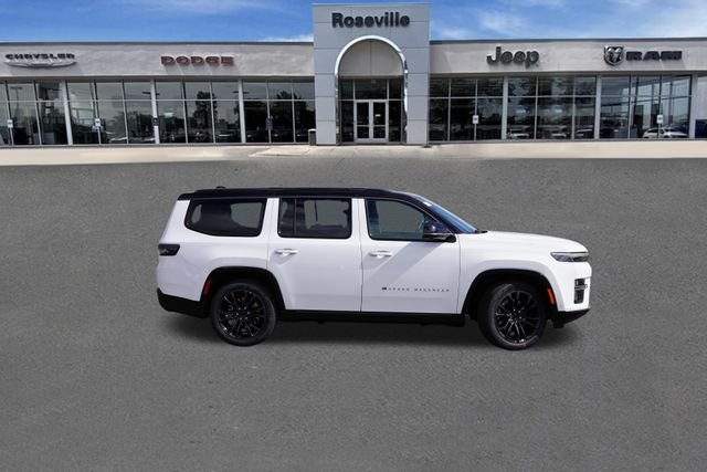 New 2026 Bright White Clear-Coat Exterior Paint Jeep Summit Reserve image 2