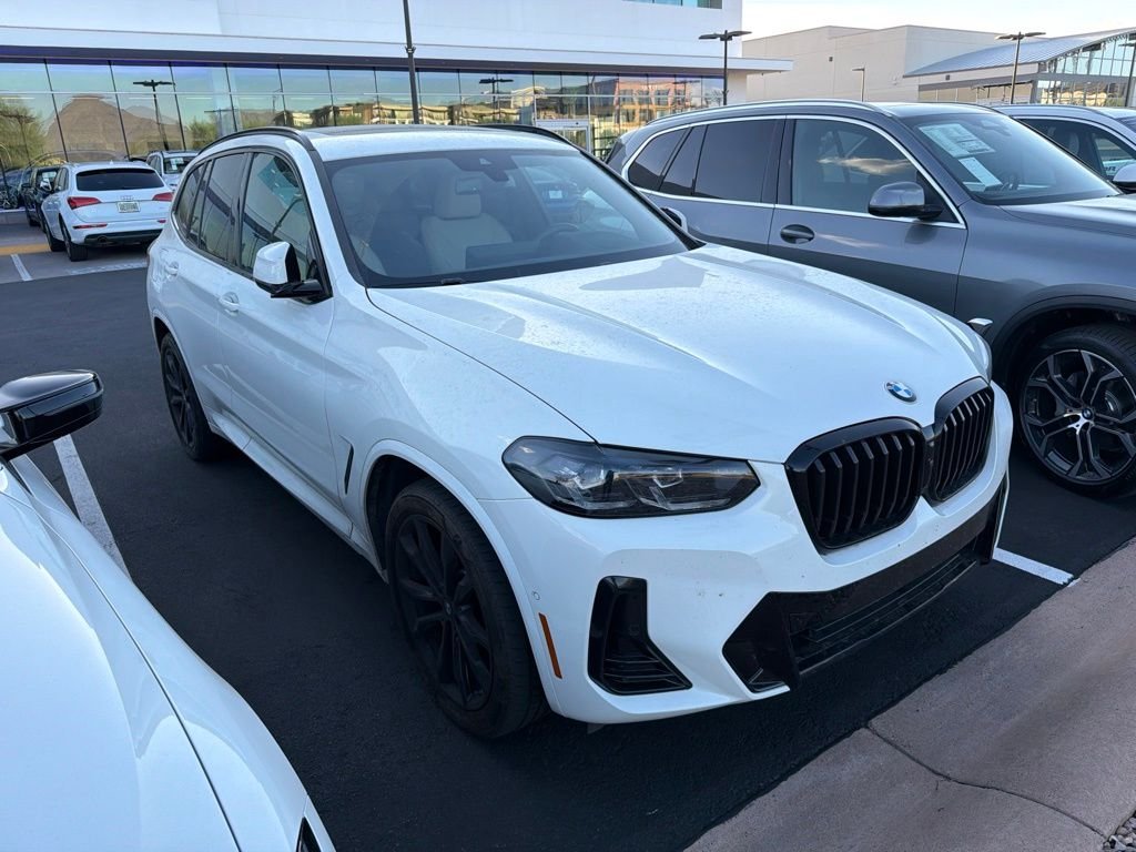 Certified Used 2024 Alpine White BMW xDrive30i image 2