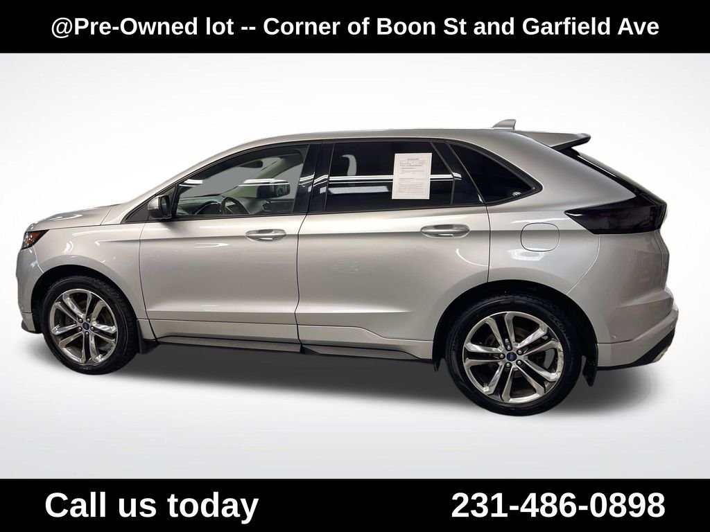 Used 2015 Silver Ford Sport image 2