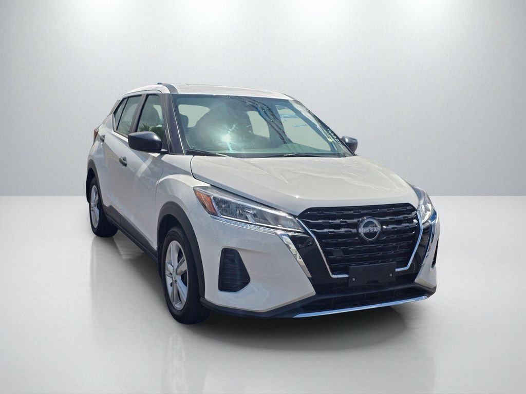 Used 2025 White Nissan S image 3